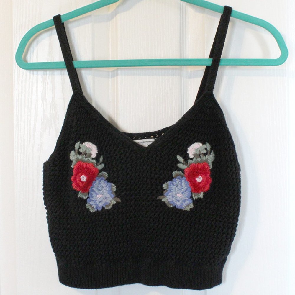 AEO Black Crochet Crop Top w/ Floral Embroidery